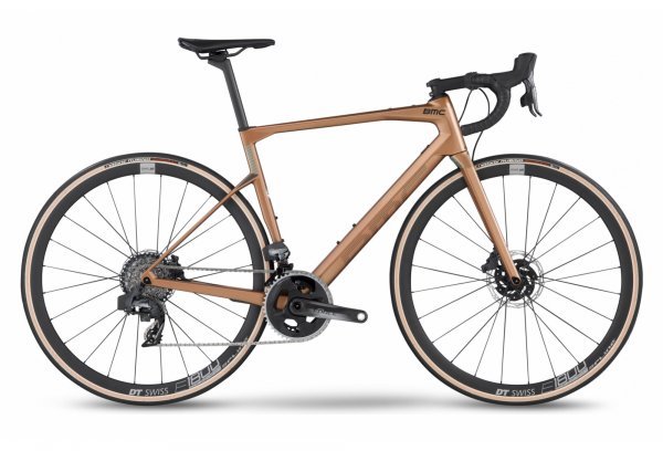 BMC-ROADMACHINE-TWO-RENNRAD-SRAM-FORCE-ETAP-AXS-12S-700-MM-BRAUN-2022.jpg