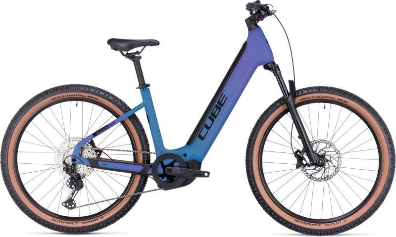 CUBE-Reaction-Hybrid-Race-625-Easy-Entry-switchblue-n-black-634222-1_800x800.jpg