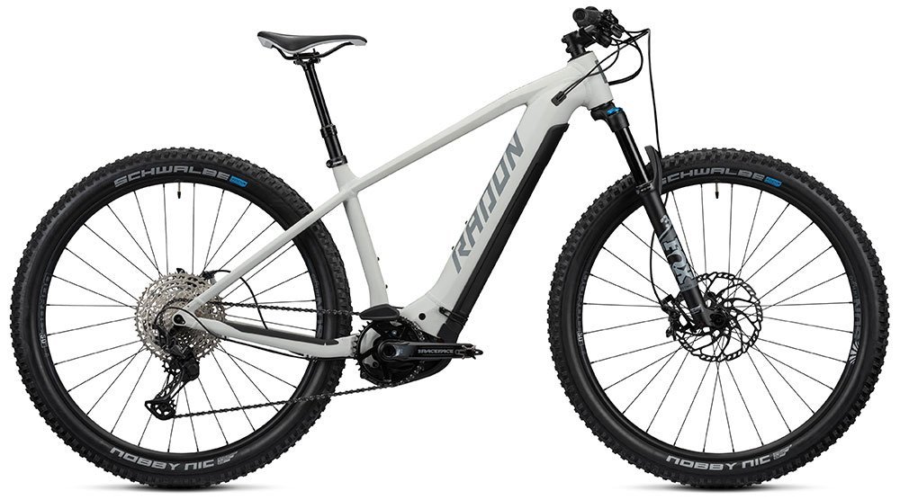 h-s_website_vorlage_STAGE_2022_JEALOUS__HYBRID_CX625_10-0.jpg